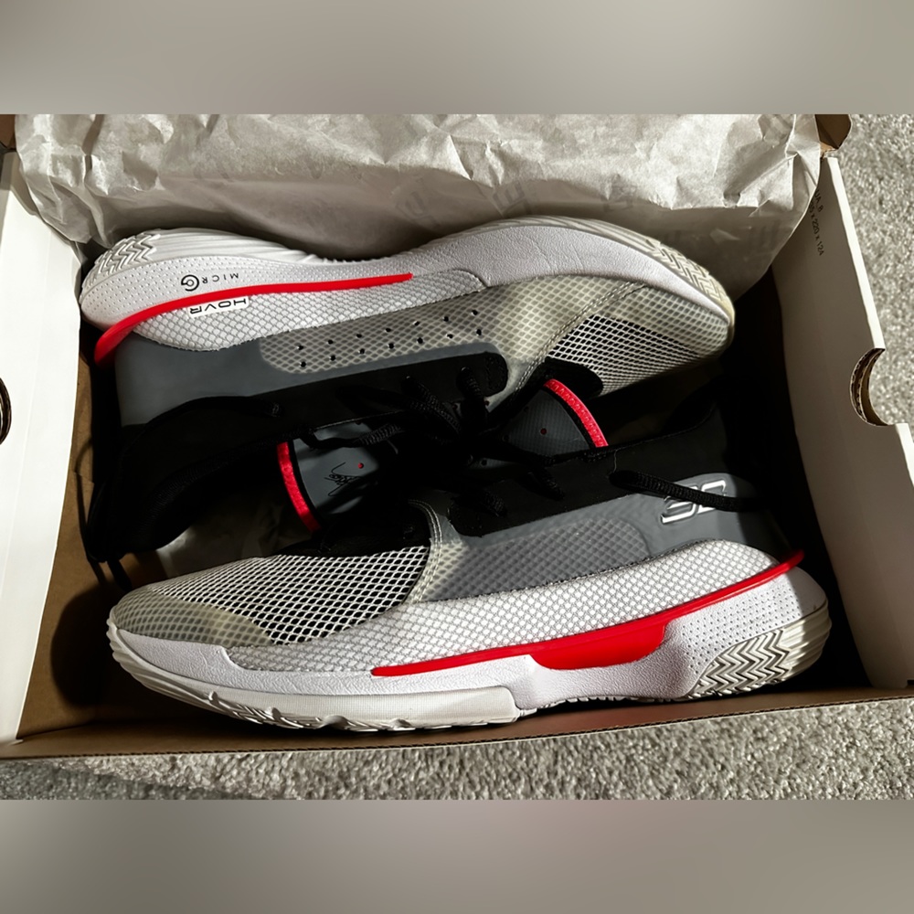 Under Armour Curry 7 'UNDRTD' 3021258-100 size 10